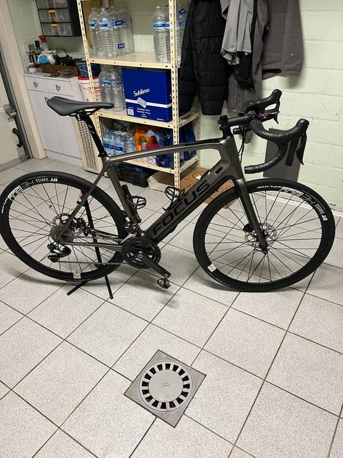 Elektrische koersfiets Focus carbon, Fietsen en Brommers, Fietsen | Heren | Sportfietsen en Toerfietsen, Zo goed als nieuw, Ophalen