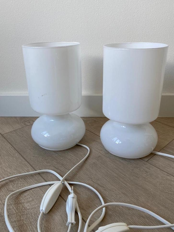 IKEA LYKTA tafellamp wit, Maison & Meubles, Lampes | Lampes de table, Utilisé, Moins de 50 cm, Verre, Enlèvement