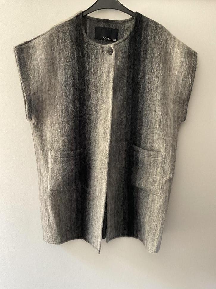 vest Rodebjer, medium, Kleding | Dames, Truien en Vesten, Gedragen, Maat 38/40 (M), Grijs, Verzenden