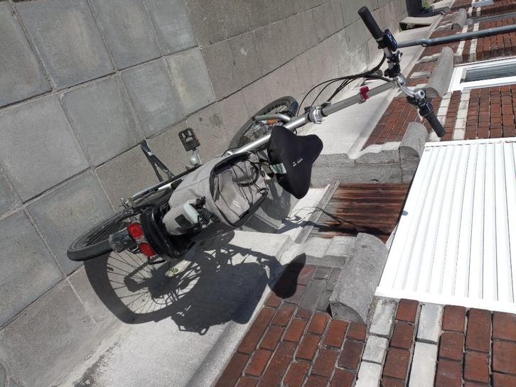 Vélo électrique pliable, Vélos & Vélomoteurs, Vélos électriques, Utilisé, Autres marques, 51 à 55 cm, 30 à 50 km par batterie