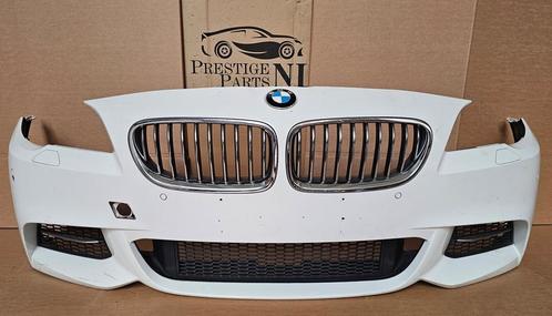 Voorbumper BMW 5 Serie F10 F11 M Pakket M550i Bumper Origine, Auto-onderdelen, Carrosserie, Bumper, BMW, Voor, Gebruikt, Ophalen of Verzenden