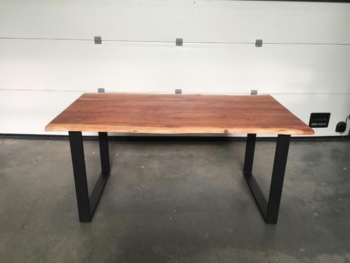 (123) Boomstam massieve tafel als nieuw, Huis en Inrichting, Tafels | Eettafels, Nieuw, Rond, Ophalen