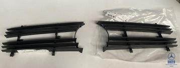 NOS grillerooster L+R voor Mercedes-Benz R107 C107 beschikbaar voor biedingen