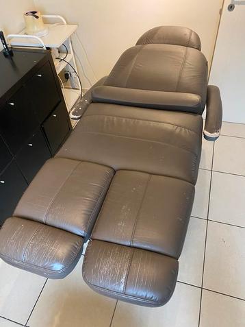 Table de soins multi fonctions 3 en 1 beschikbaar voor biedingen