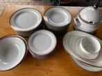 Mooi eetservies 12 n, Ophalen