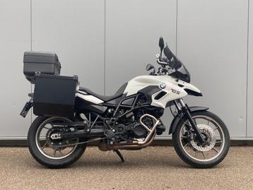 BMW F 700 GS met top- en zijkoffers / LeoVince uitlaat / ... beschikbaar voor biedingen