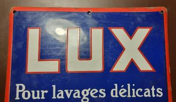 LUX 1929 emaille plaat beschikbaar voor biedingen