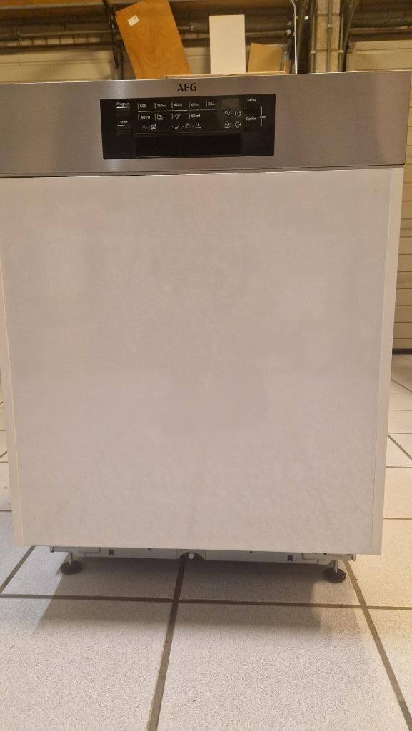 Lave Vaisselle AEG FEE 83806 PM autolift, Elektronische apparatuur, Vaatwasmachines, Zo goed als nieuw, Inbouw, 85 tot 90 cm, 45 tot 60 cm