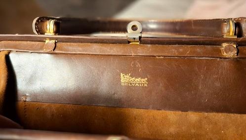 Delvaux handtas vintage, Handtassen en Accessoires, Tassen | Damestassen, Gebruikt, Handtas, Ophalen