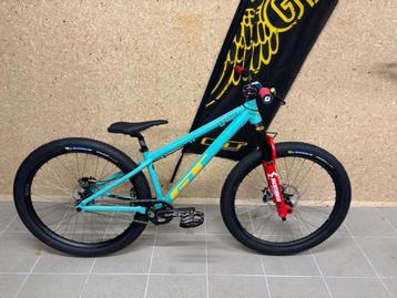 GT Bicycles La Bomba Dirt jump NEW beschikbaar voor biedingen