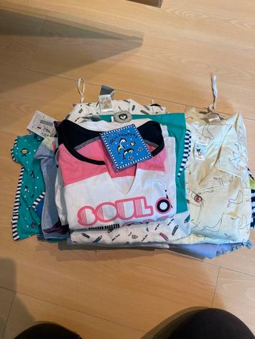 Allerhande pyjama’s beschikbaar voor biedingen