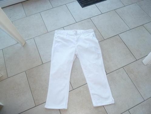 3/4 witte broek - maat 42, Kleding | Dames, Broeken en Pantalons, Zo goed als nieuw, Wit, Driekwart, Ophalen of Verzenden