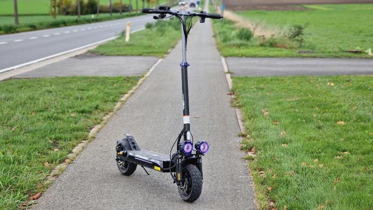 Electrische step, Fietsen en Brommers, Steps, Zo goed als nieuw, Ophalen