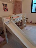 Bed met glijbaan, Kinderen en Baby's, Kinderkamer | Stapelbedden en Hoogslapers, Ophalen, Zo goed als nieuw