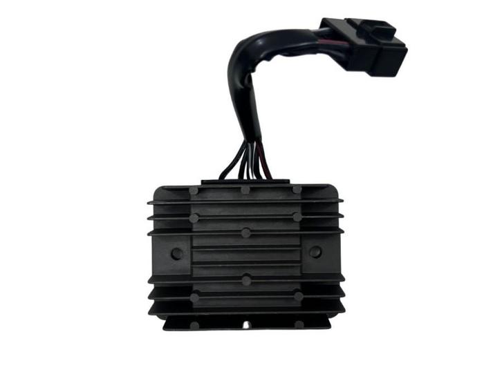 SPANNINGSREGELAAR GSX R 600 2004-2005 (GSXR600 K4 / K5), Motoren, Onderdelen | Overige, Gebruikt