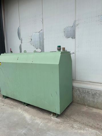 Mazouttank 2200L beschikbaar voor biedingen