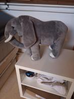 een grote olifant om neer te zetten, Ophalen, Zo goed als nieuw