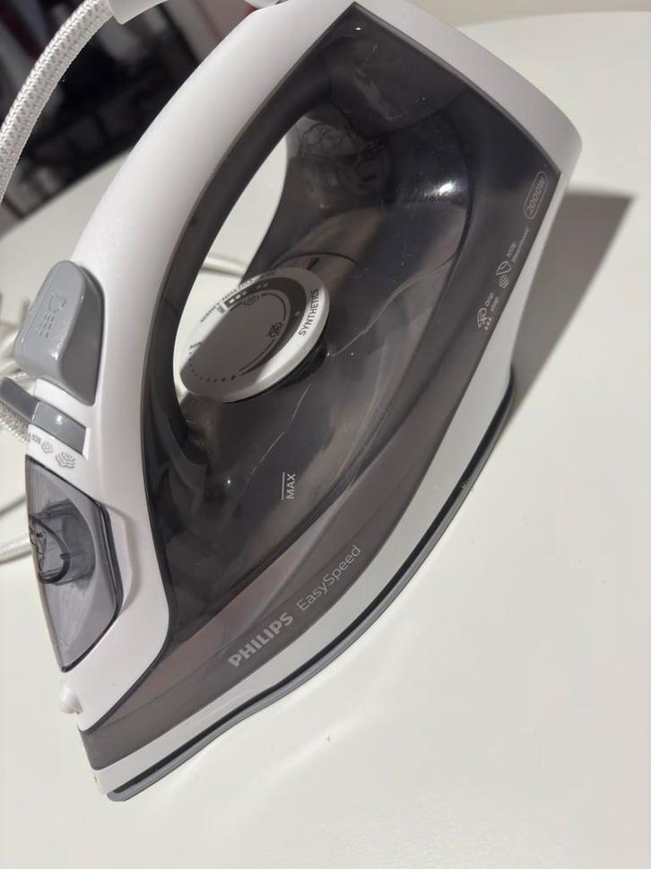 Philips EasySpeed Stoomstrijkijzer, Elektronische apparatuur, Strijkijzers en Strijkplanken, Zo goed als nieuw, Strijkijzer met snoer