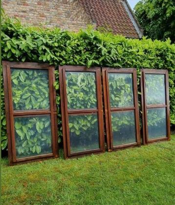 Hardhouten panelen voor zaaibak beschikbaar voor biedingen
