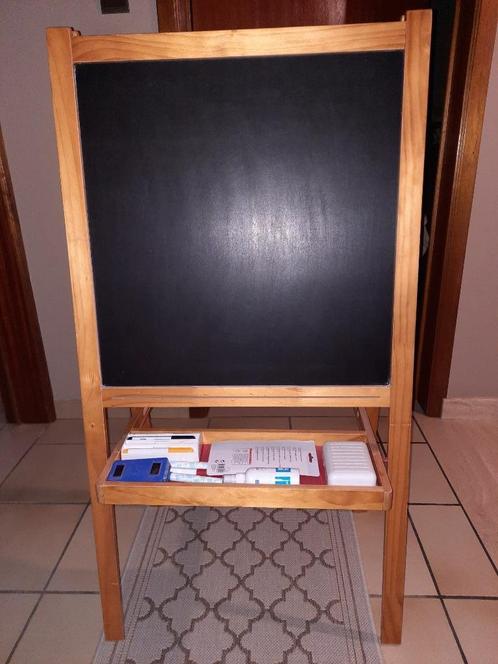 Te koop mooie en leuke schrijfbord aan 2 kanten te gebruiken, Kinderen en Baby's, Speelgoed | Educatief en Creatief, Taal en Lezen