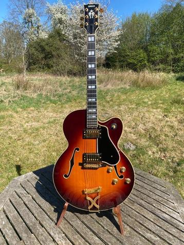 Vintage Yamaha AE 1500 beschikbaar voor biedingen