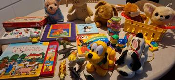 Pakket speelgoed in zeer goede staat.  beschikbaar voor biedingen