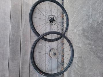 Velgen Axis 4.0 acs 11speed quick release remschijven beschikbaar voor biedingen