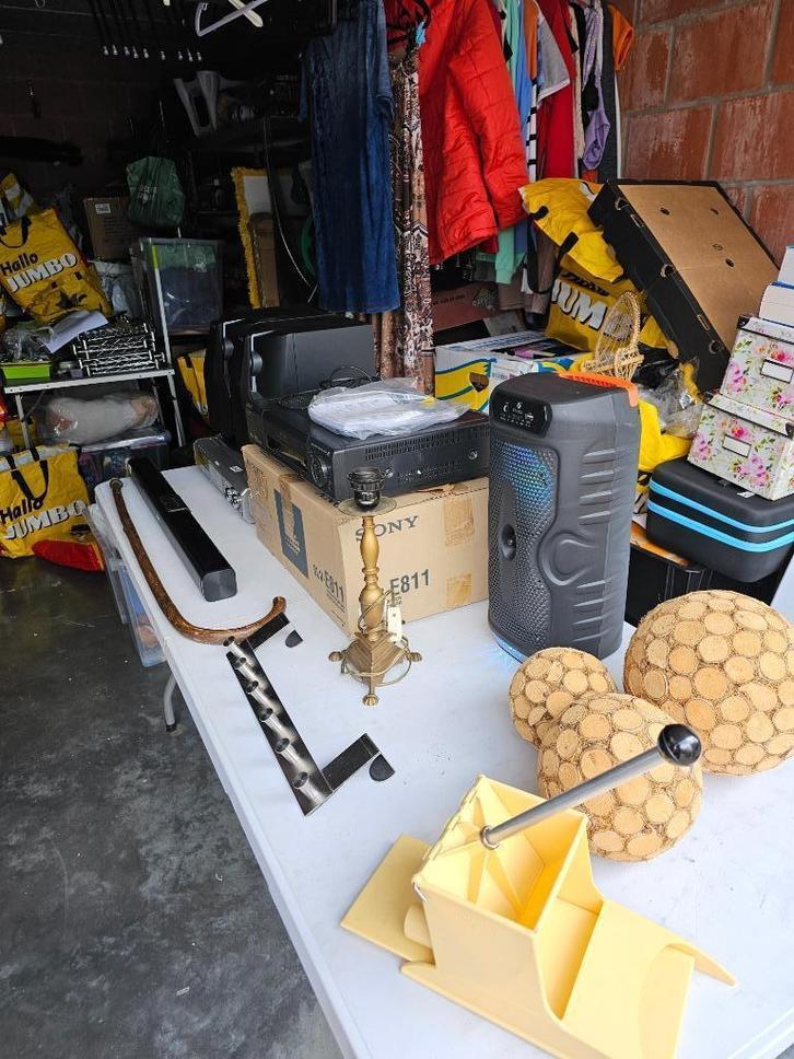 2Dehands materiaal waarbij enkele stukken in nieuwstaat zijn, Diversen, Rommelmarktspullen, Gebruikt, Ophalen of Verzenden