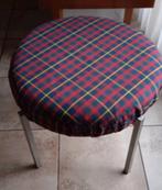 Poef/bankje/krukje, +40 jaar oud, goede staat, Schotse stof, Huis en Inrichting, Ophalen of Verzenden