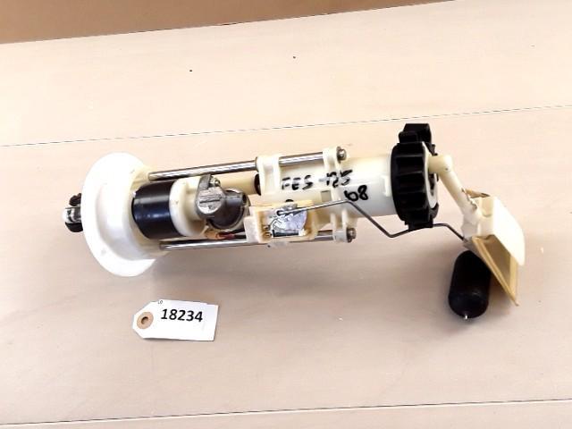 FES125 Silverwing 2007 - 2017 Honda Injectiepomp D1-34766, Motoren, Onderdelen | Honda