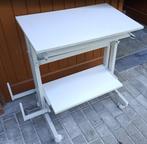 Bureau Ordinateur, Ophalen, Gebruikt