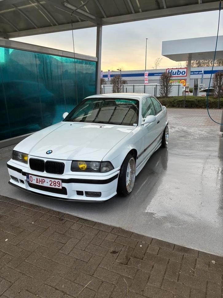 Bmw E36 325i stroker, Auto's, BMW, Particulier, 3 Reeks, Benzine, Coupé, 2 deurs, Handgeschakeld, Blauw, Leder, Achterwielaandrijving