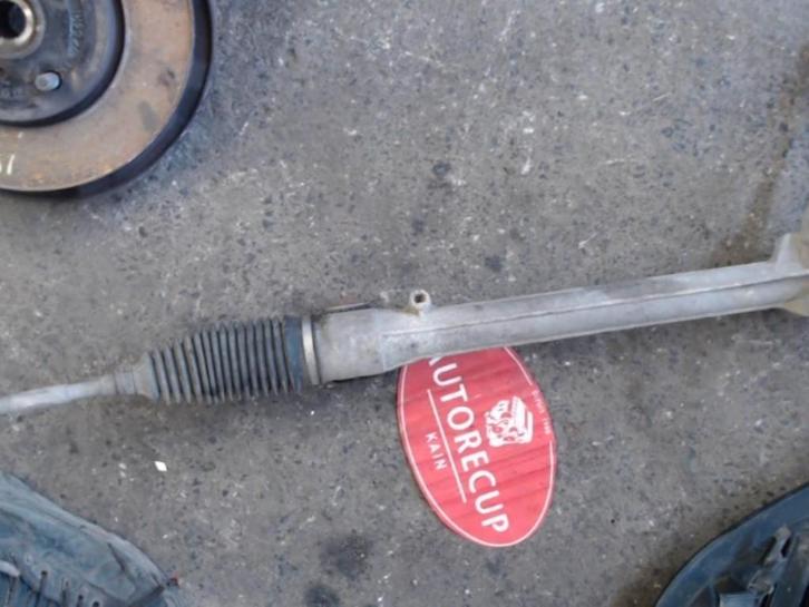 Crémaillère Toyota Yaris 2 1.0i 50kw 2009-2011 LP/13436, Autos : Pièces & Accessoires, Suspension & Châssis, Toyota, Utilisé, Enlèvement ou Envoi