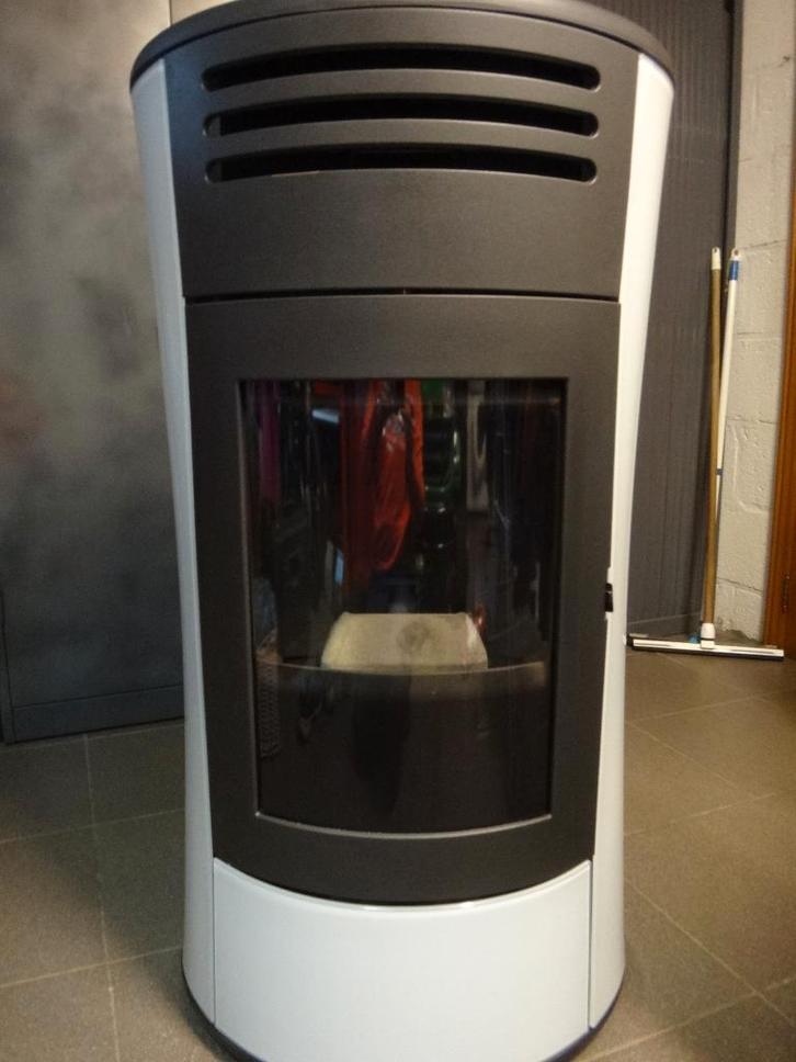 Edilkamin 11KW pelletkachel, Huis en Inrichting, Kachels, Gebruikt, Vrijstaand, Pelletkachel, Overige brandstoffen, Ophalen