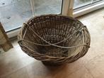 Rieten mand, Huis en Inrichting, Ophalen, Zo goed als nieuw, Hout, Mand