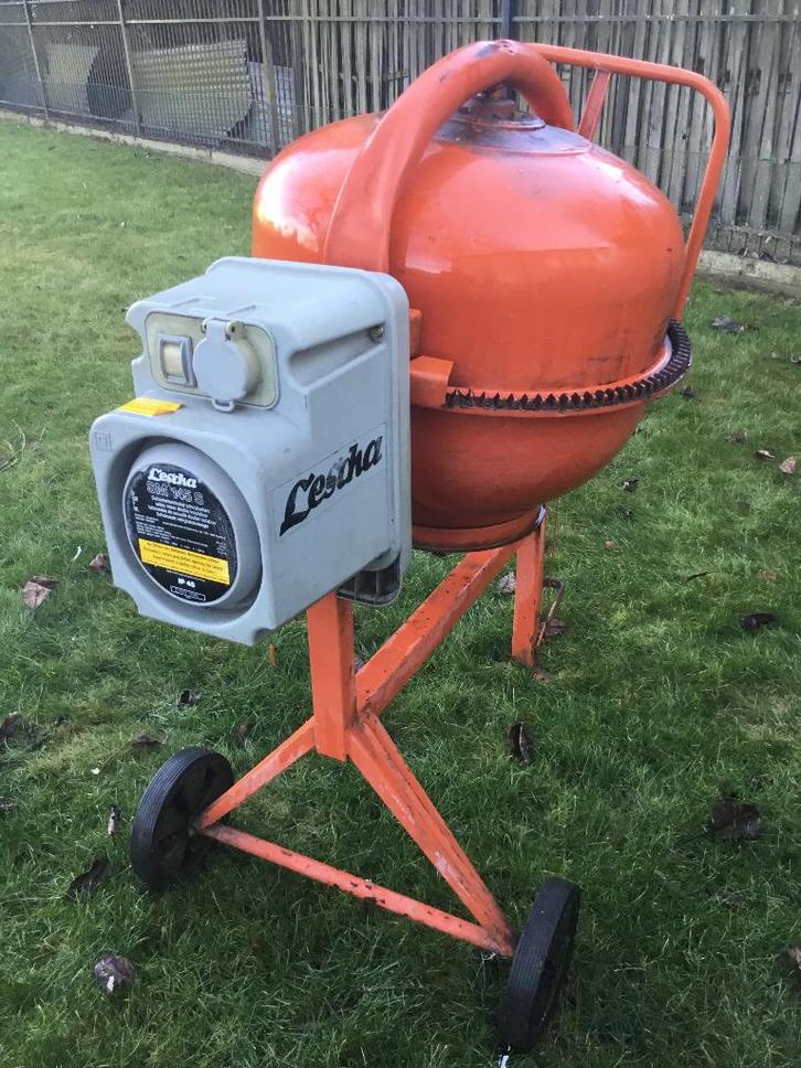 Professionele betonmolen, Doe-het-zelf en Bouw, Betonmolens, Zo goed als nieuw, Ophalen