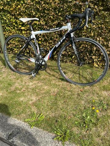 BH koersfiets met shimano 105 beschikbaar voor biedingen