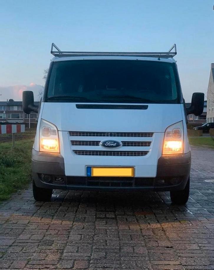 Te koop ford transit 2.2 diesel,  153.000 km en airco, Auto's, Ford, Particulier, Transit, Airconditioning, Diesel, Ophalen