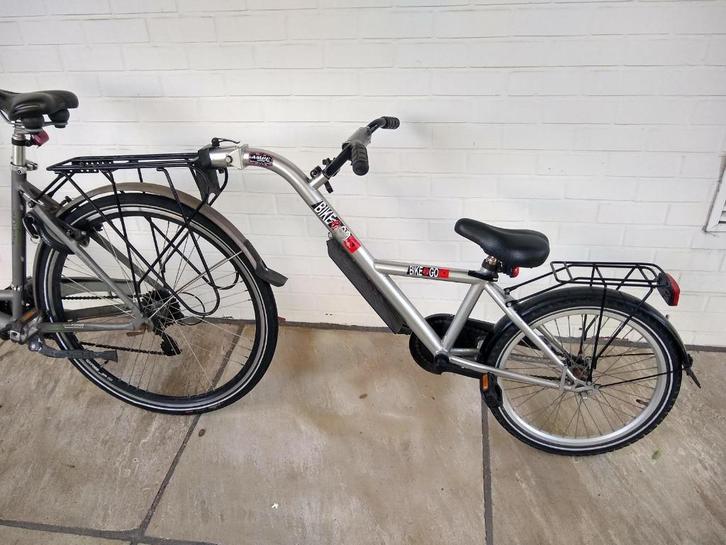 Aanhangfiets Bike 2 Go, Fietsen en Brommers, Fietsaccessoires | Aanhangwagens en Karren, Gebruikt, Aanhangfiets, 20 tot 40 kg