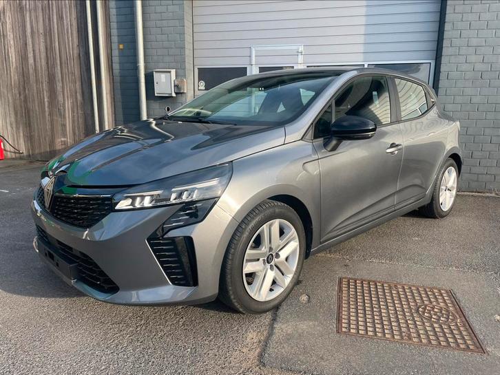 Renault Clio / 2024 / 1.0Tce / benzine /29000km / garantie, Auto's, Renault, Bedrijf, Te koop, Trekhaak, Benzine, Euro 6, Stadsauto