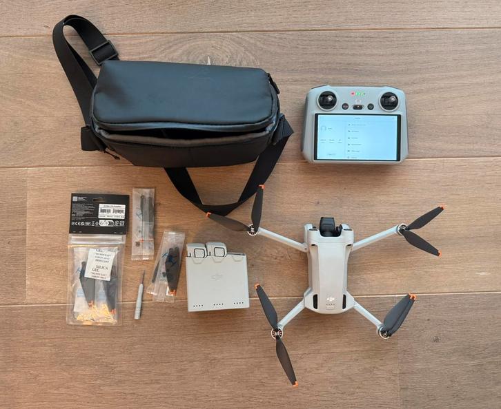DJI MINI 3 PRO fly more + controller, Audio, Tv en Foto, Drones, Refurbished, Drone met camera, Ophalen of Verzenden