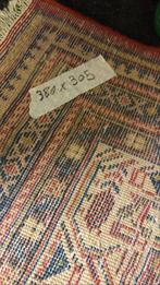 Tapijt handgeknoopt, Antiek en Kunst, Ophalen of Verzenden