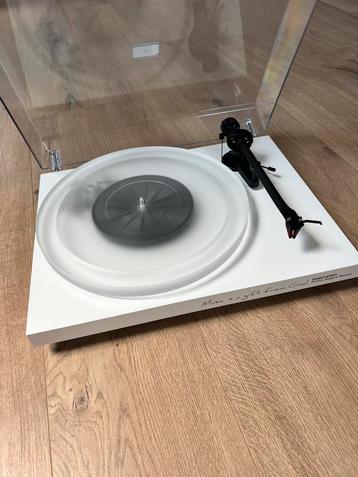 Platine Project Debut 3 inspi 4 + ortofon red beschikbaar voor biedingen