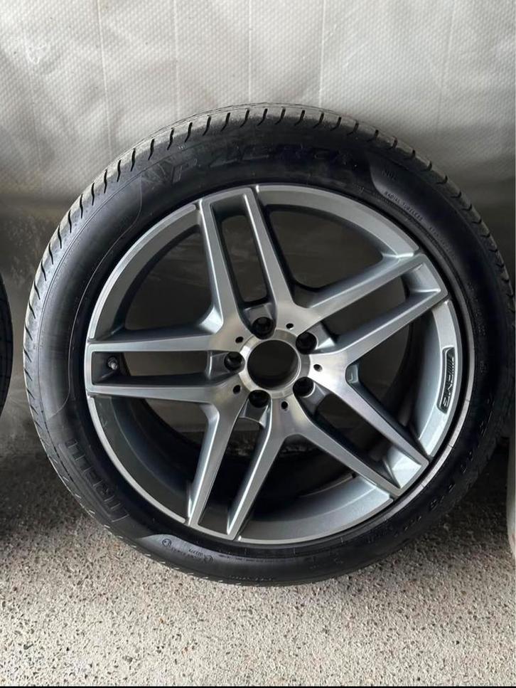 S-Klasse 19 inch AMG Velgen Pirelli Run-flat Banden (Zomer), Auto-onderdelen, Banden en Velgen, Band(en), Zomerbanden, 19 inch