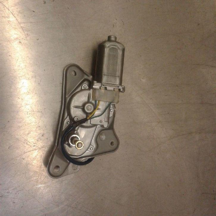 RUITENWISSERMOTOR ACHTER Daihatsu Sirion 2 (M3), Auto-onderdelen, Ruiten en Toebehoren, Daihatsu, Gebruikt