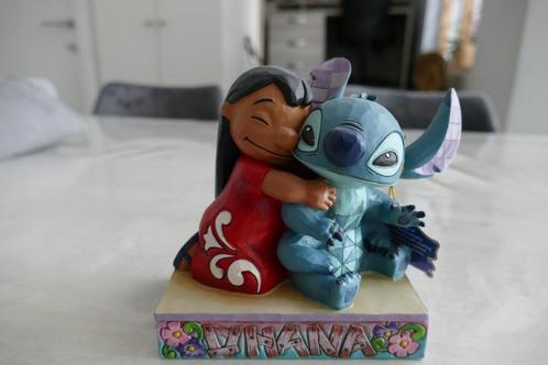 Disney Traditions Lilo and Stitch " Ohana means family", Collections, Disney, Comme neuf, Statue ou Figurine, Autres personnages