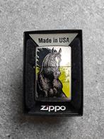 Zippo - 24312 - Black Horse, Nieuw, Ophalen of Verzenden, Aansteker