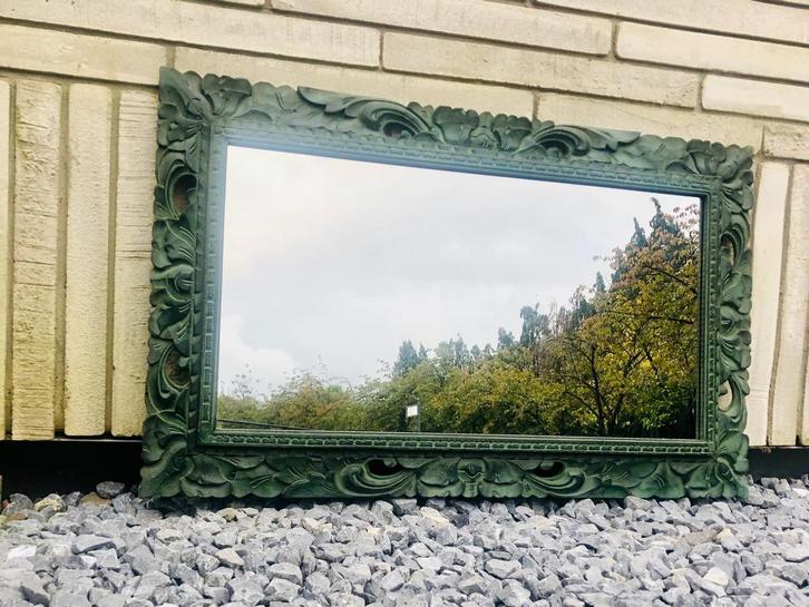 LOT 7 SPIEGELS HANDMADE. GROEN HOUT. VINTAGE BAROK. 73x43cm, Antiek en Kunst, Antiek | Spiegels, 50 tot 100 cm, Minder dan 100 cm