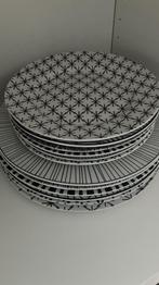 Compleet servies 3x12 delig nieuw, Ophalen, Nieuw, Bord(en)