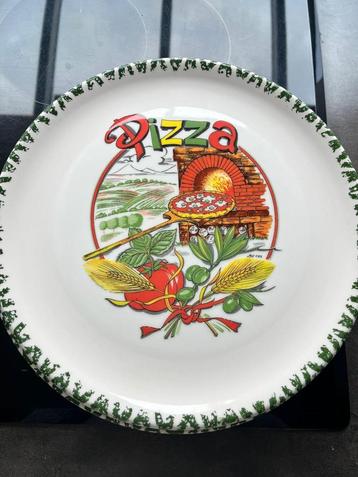 5 x grote pizza borden beschikbaar voor biedingen